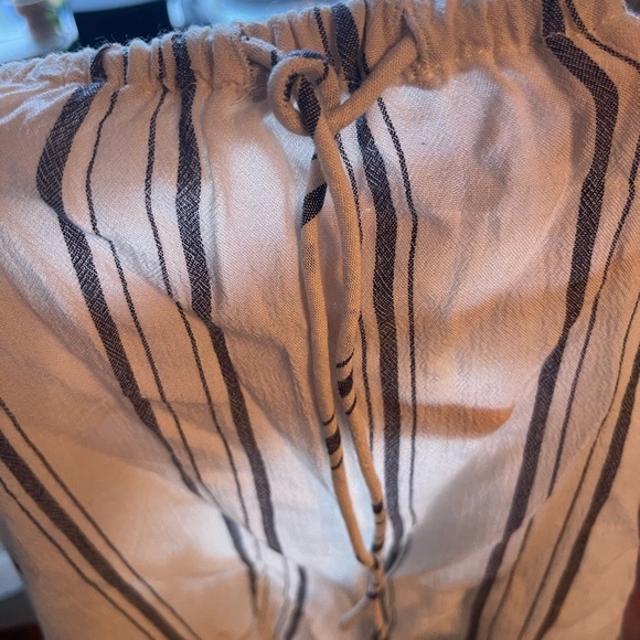 Billabong off the shoulder blouse - Picture 3 of 8